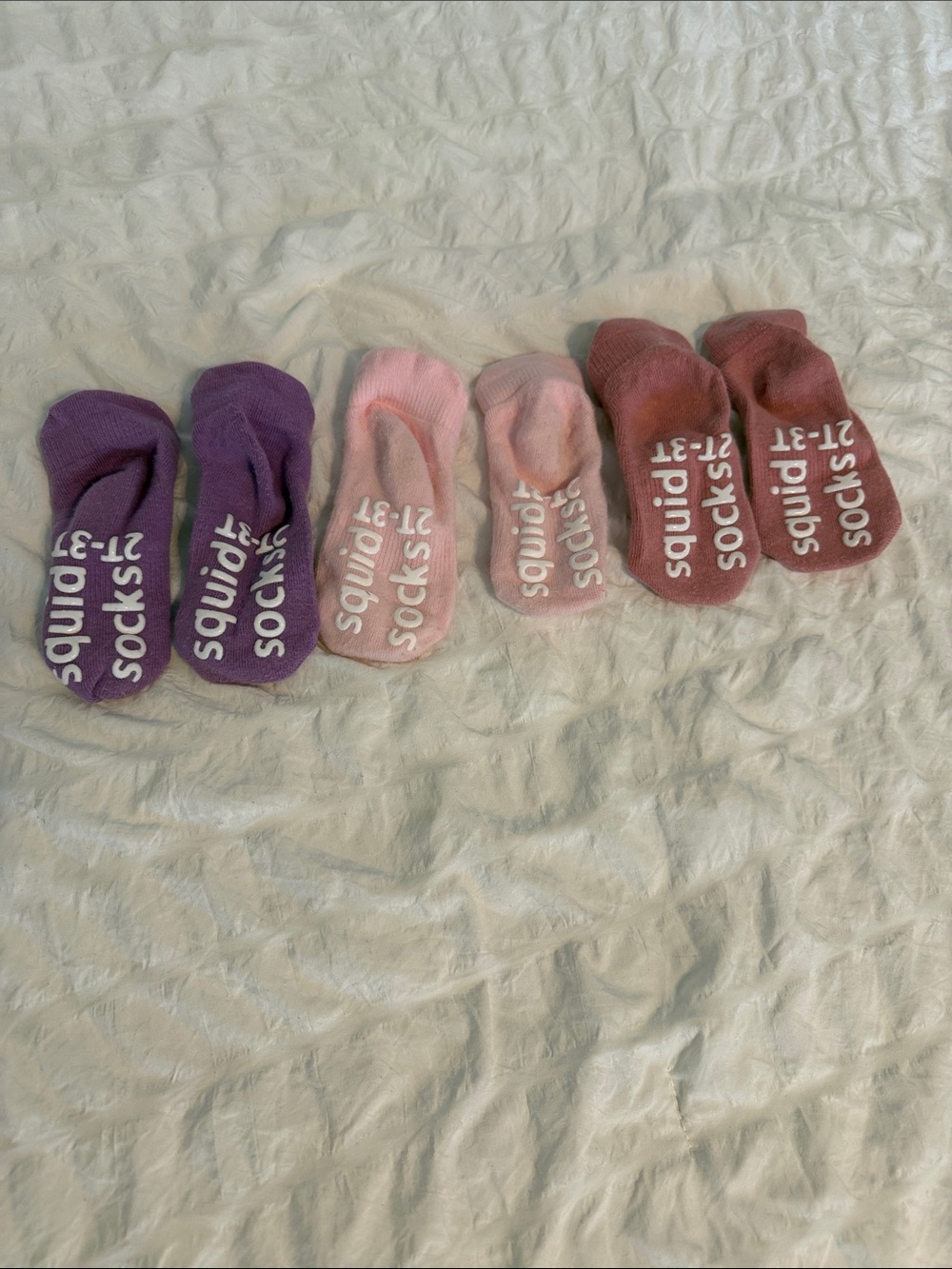 Squid Socks No-Show Grip Socks in Purple, Pink, Mauve
